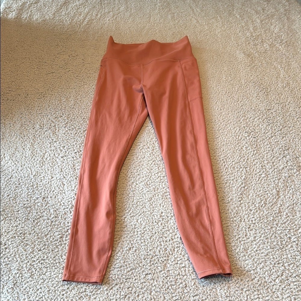 Vuori Studio Pocket Legging  Women's Performance High-Waisted Leggings Size S